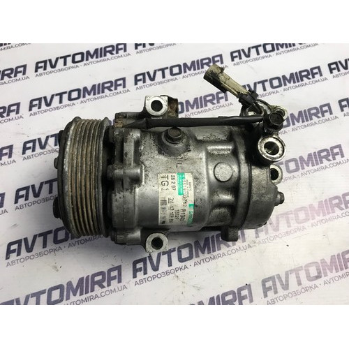 Компрессор кондиционера Opel Combo 1.3 CDTI 2001-2011 13106850